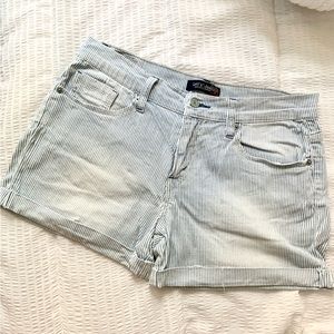 Levis Denim stripe shorts
